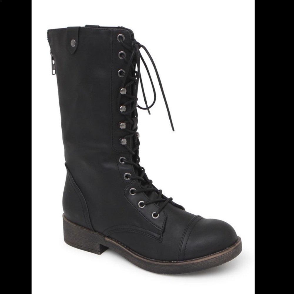 Kendall and Kylie combat boots - Picture 1 of 2